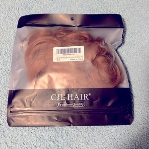 NWOT Synthetic Hair Messy Bun Scrunchie, Light Reddish Brown